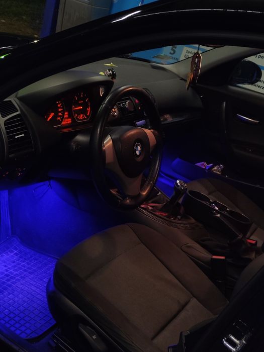 Sprzedam BMW e87 2.0d