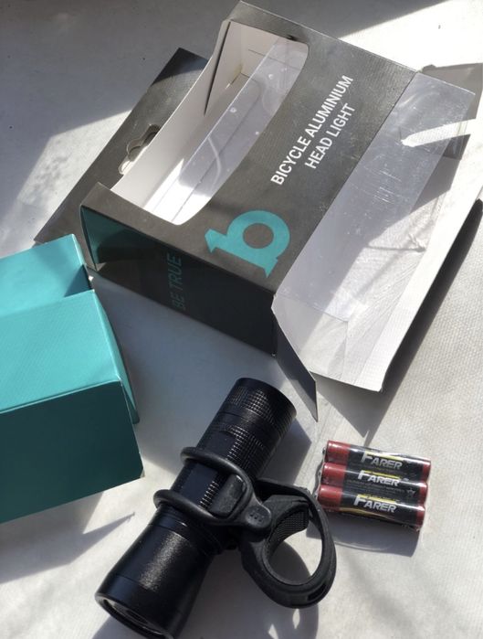 Фонарь уневарсальный велосипедный ручной тактический фонарик