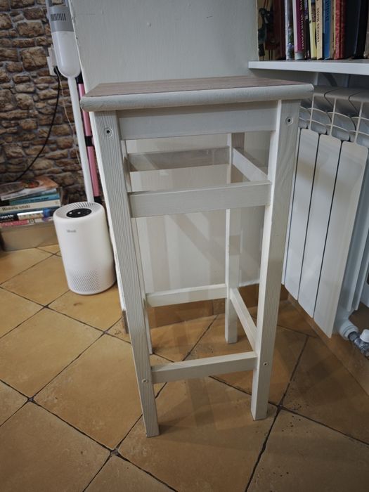 Zestaw mebli IKEA: szafka konsola kwietnik stolik