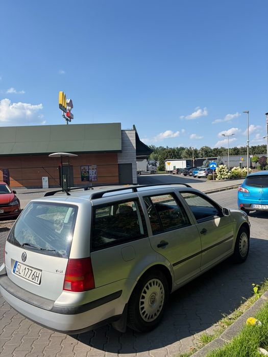Фольксваген Гольф 4, 1.9 дизель. 2003 року. 280тис Пробіг. Для військовослужбовців