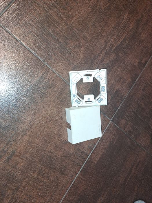 Puszka przyłączeniowa do kuchenek IP30 simet