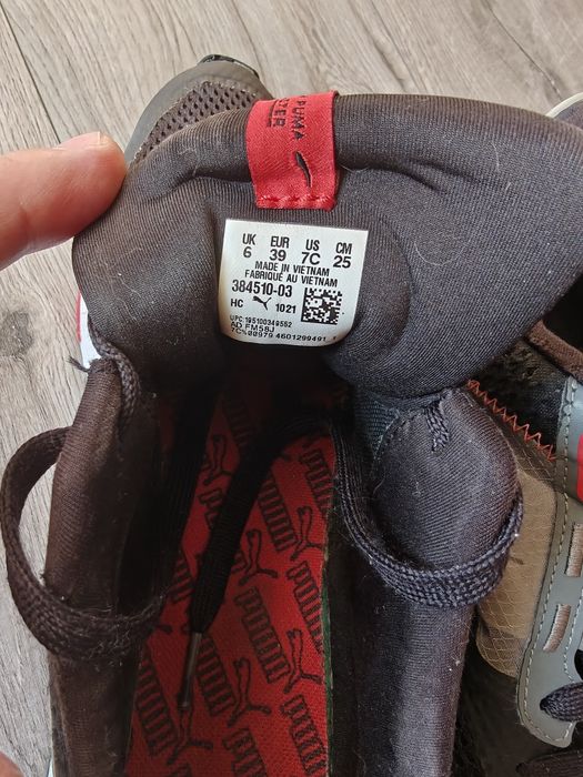 Продам Puma кросівки