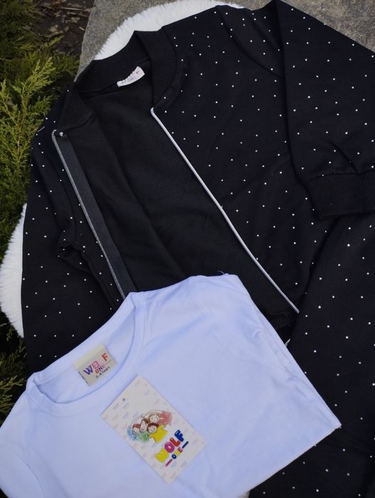 Дитячий костюм  на  дівчинку 3-8 років