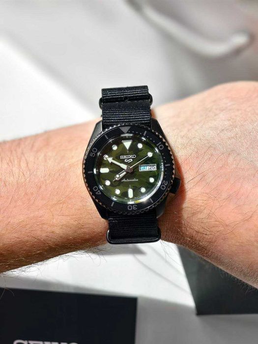 Годинник Seiko 5 Sports SRPJ37K1 Гарантія Новий