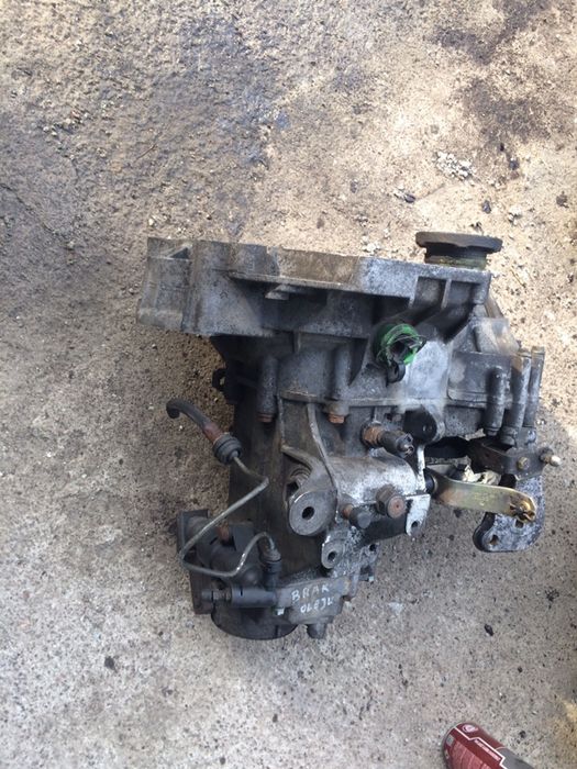 02K300049C кпп DUU 1.6 Skoda wv