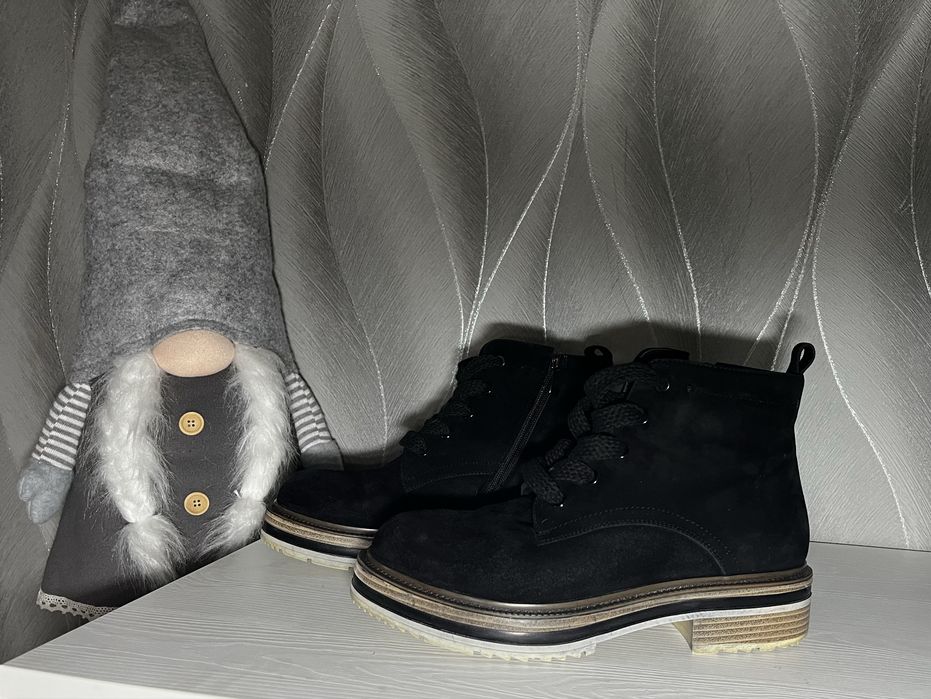 Зимові ботинки чоботи черевики на цигейці