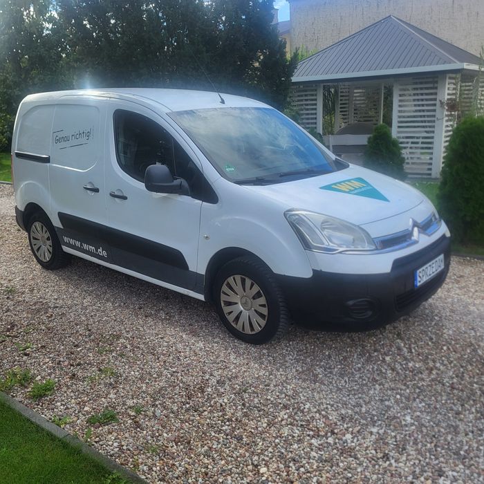 Citroen Berlingo 2012 Rok Lift 1.6 Hdi 3 osobowe !!!Hak