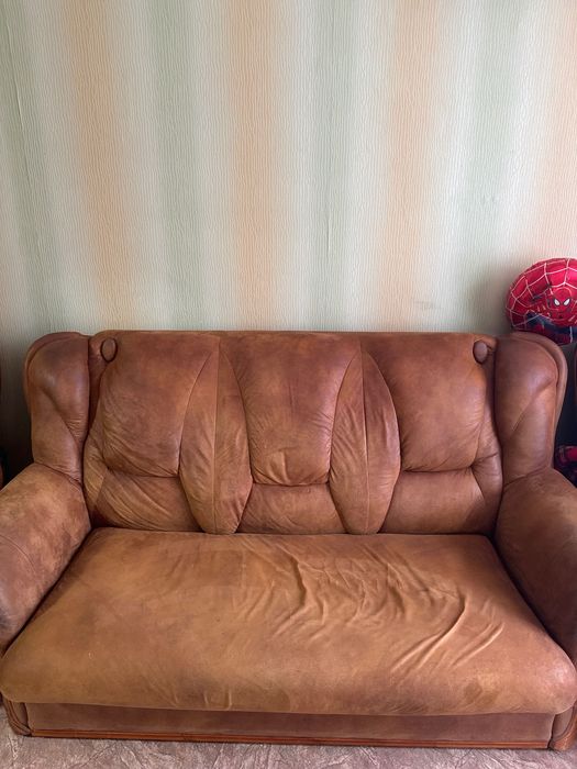 Продам диван и два кресла