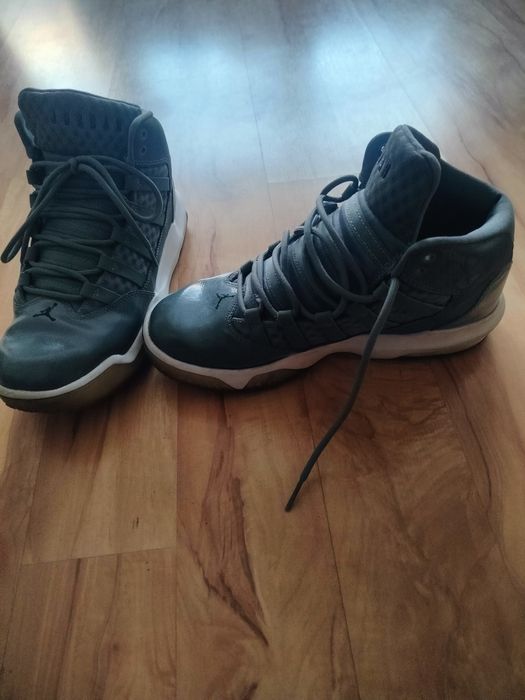 Jordany adidasy 38.5