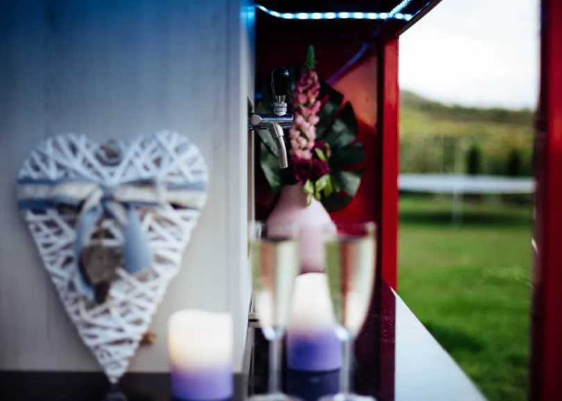 Prosecco Van na wynajem! Barman do wynajęcia. Wino z kranu! Impreza.