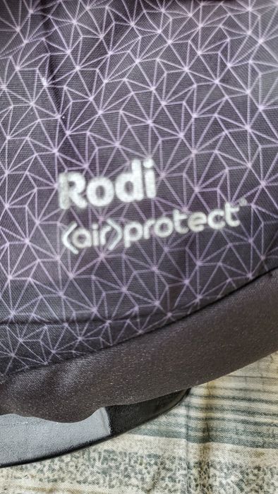 Fotelik samochodowy Maxi-cosi Rodi 15-36 kg
