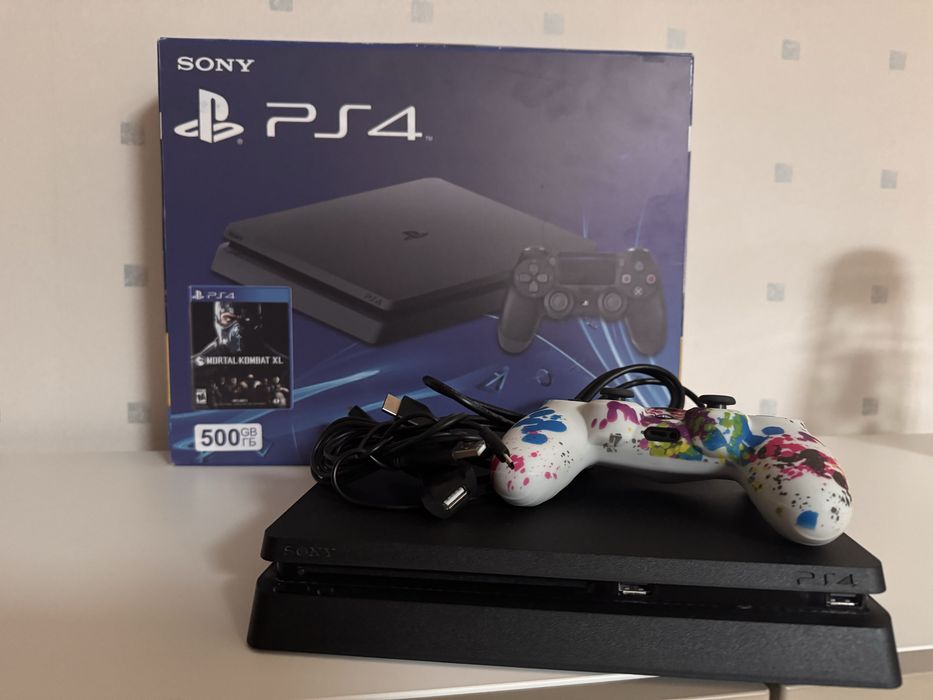 Ігрова приставка Sony Ps4