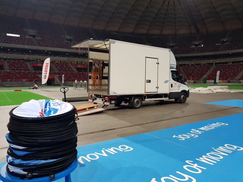 Przeprowadzki 24h/7,Transport mebli,magazynowanie auta z windą tanio