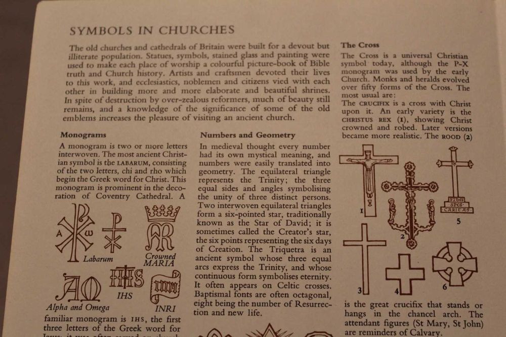 Livro Treasures of Britain , 1ª edição