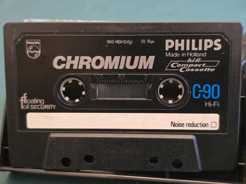 Компакт касети другого типу PHILIPS  Cr , 90хв