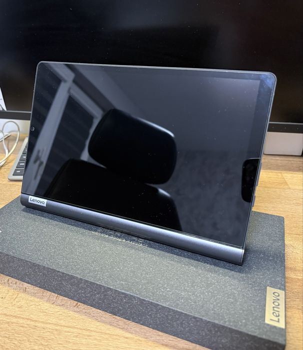Lenovo yoga smart tab LTE