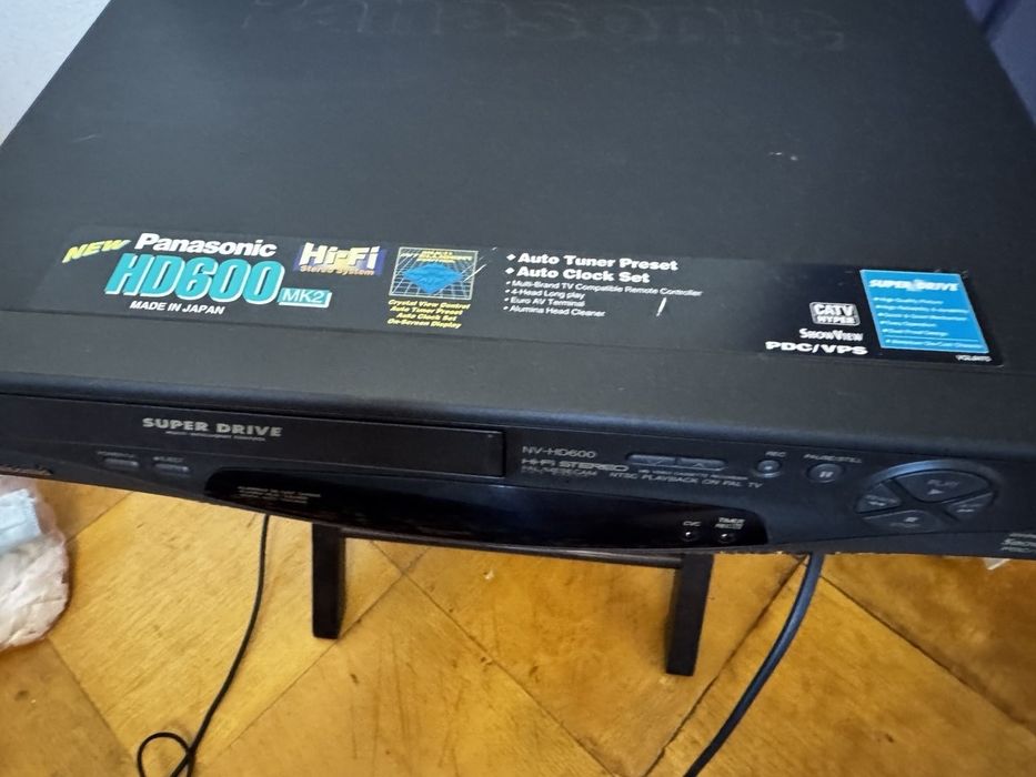 Продам касетний відеомагнітофон Panasonic