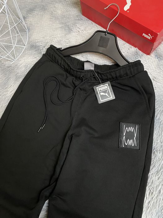 Продам мужской чёрный спортивный костюм Puma