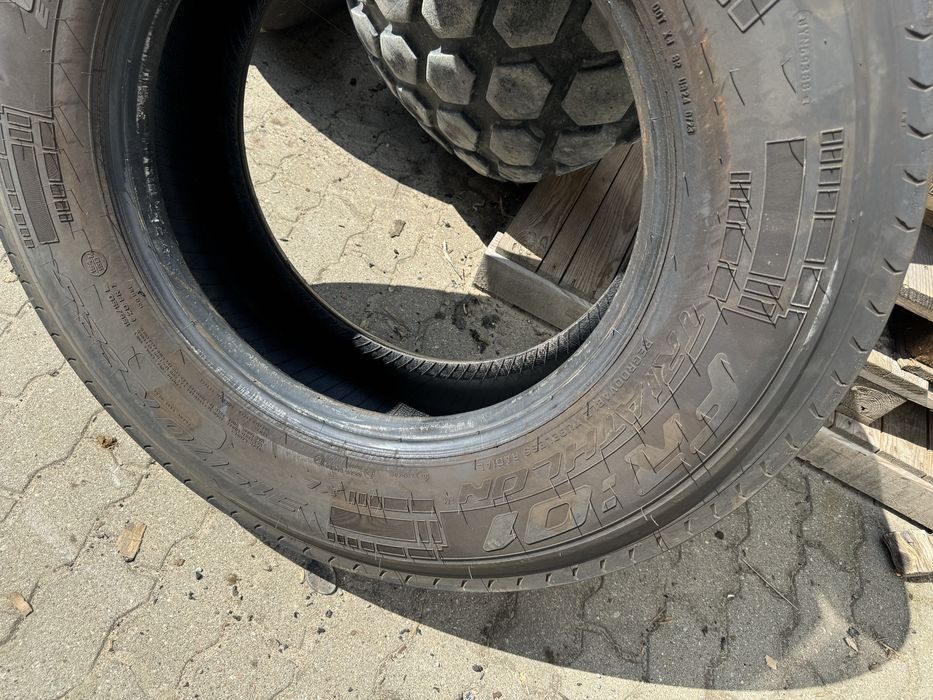Opona 315/70 R22,5 Pirelli FR01 Triathlon jak NOWA