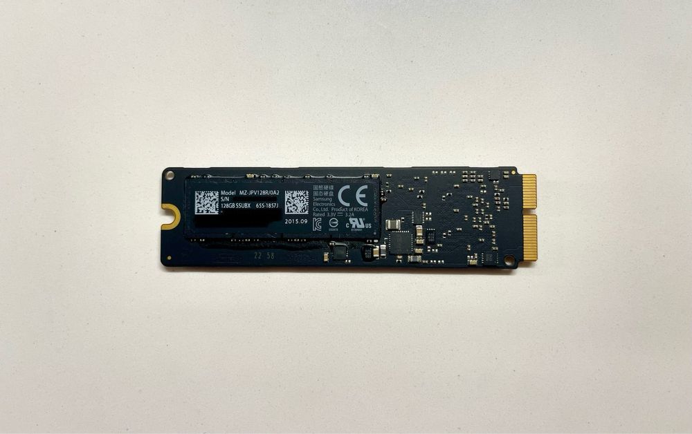 SSD Original Apple MacBook 128GB64739229177345121