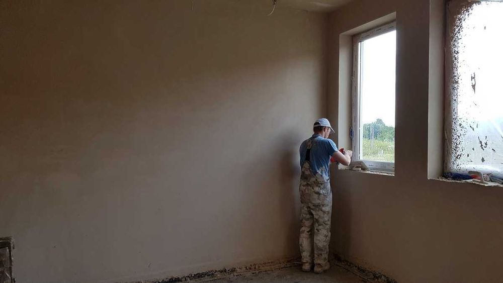 Tynki maszynowe gipsowe cementowe