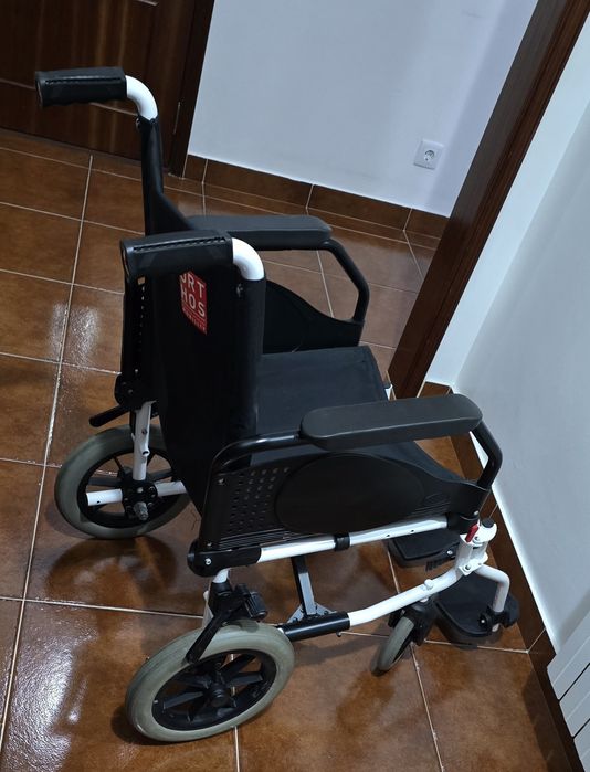 Cadeira de Rodas ORTHOS