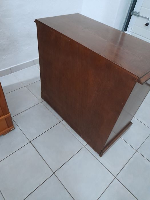 Secretária Cerejeira