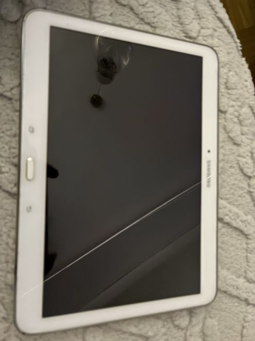 Tablet Samsung Galaxy Tab 4 10,1" 1,5 GB / 16 GB biały