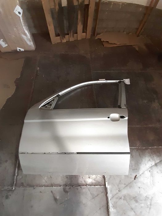 Двері на BMW X5.