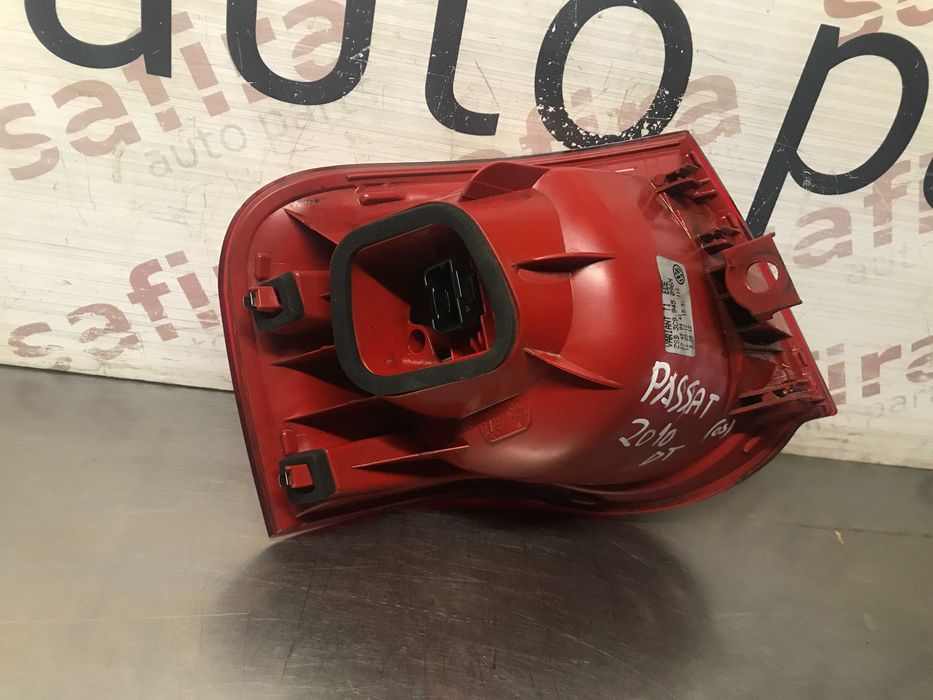 Farolim Tras Direito VOLKSWAGEN PASSAT VARIANT (3C5) B6 3C9945096N