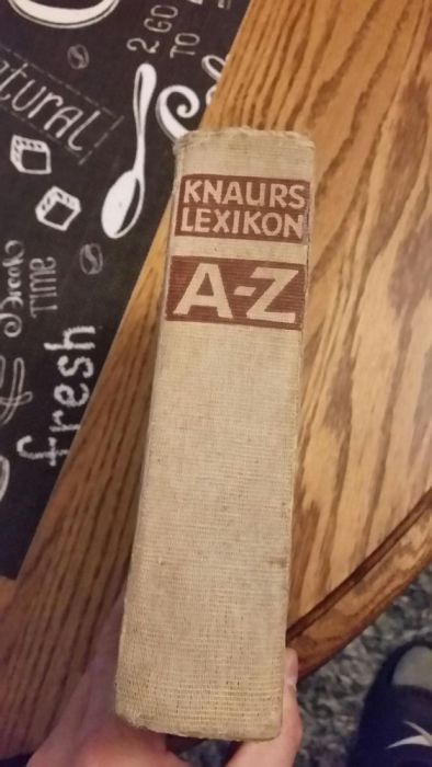 Knaurs Lexikon A-Z