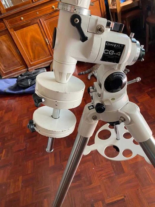 Telescopio Celestron omni XLT 102 com Kit ocular e lentes de filtro