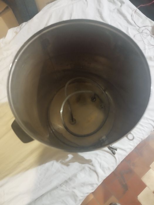 Водонагреватель на 20л с краном, нержавейка