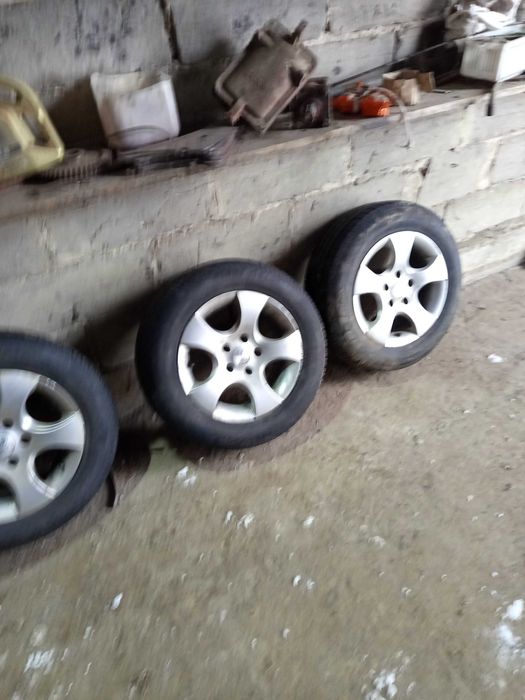 Felgi aluminiowe wraz z oponami letnimi 195/65R15 91 V