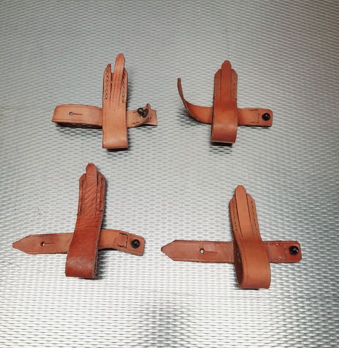 Żabka noża szturmowego wz. 55 skórzana pasek