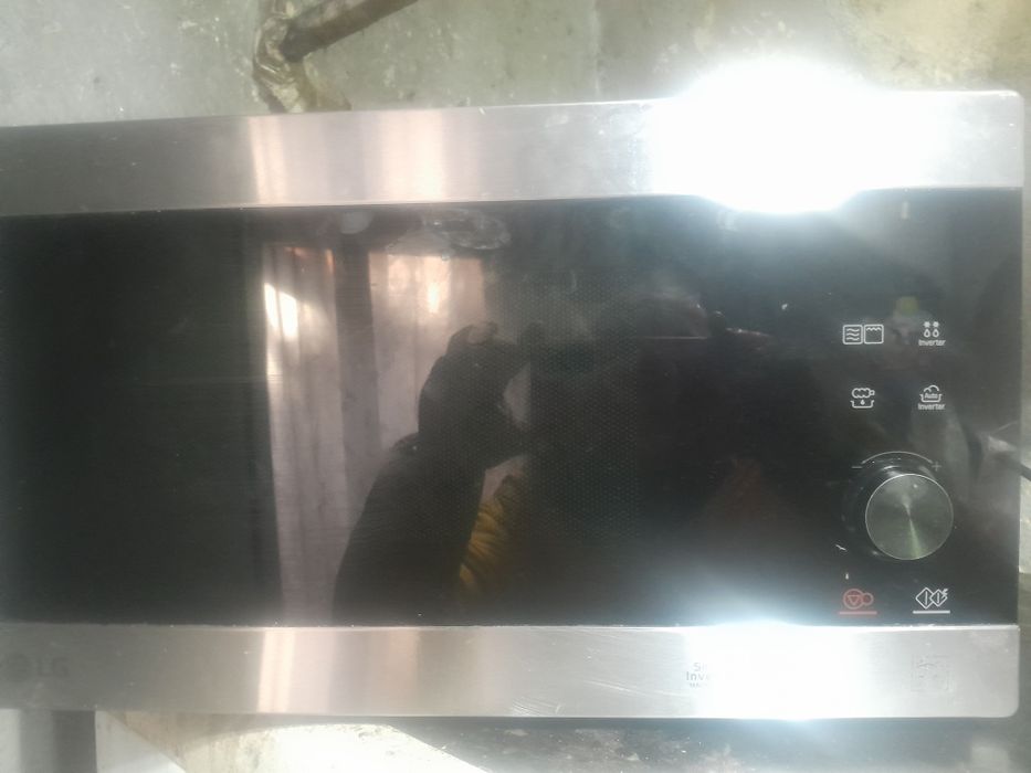 Microndas LG inox c/ grill 40€