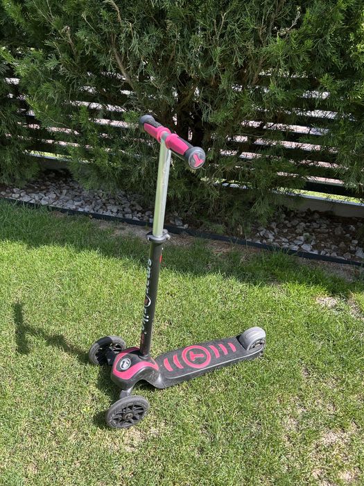 trójkołowa hulajnoga dla dzieci model smarTrike T5