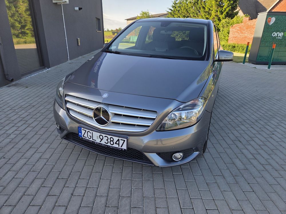 Mercedes-Benz Klasa B 180 7G-DCT