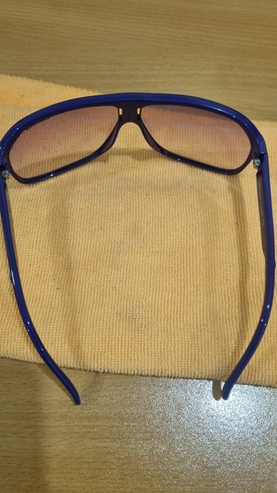 Oculos de sol Carrera roxos
