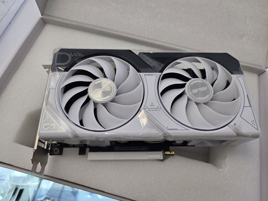 Відеокарта ASUS RTX 4060TI 8GB Гарантія