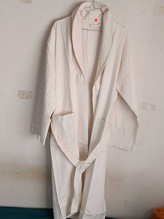 Robe ou Roupão de Mulher::L