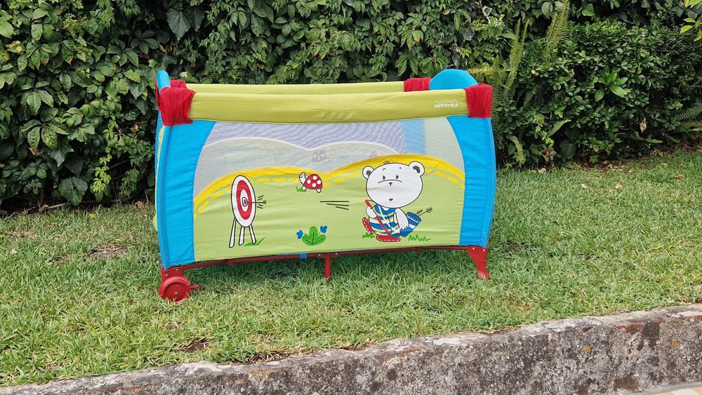 Parque/cama de viagem.