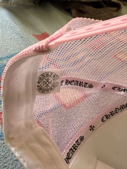 Chapeu chrome hearts rosa