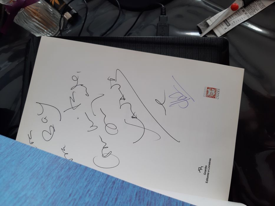 Xanana Gusmão, livro Mar Meu com dedicatória, oferta env. registado.