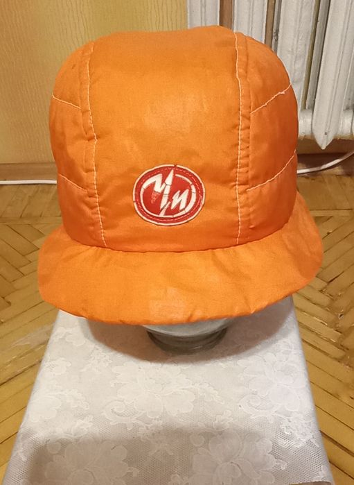 Шляпа женская осенне-весенняя б/у плащевка  55см