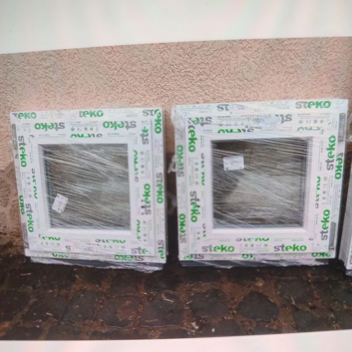 Вікна металопластикові 500*900мм, та 500*500мм.