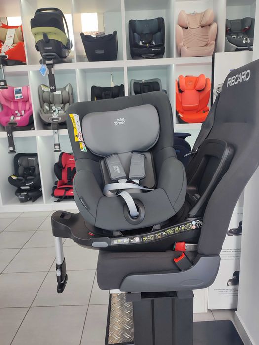 BRITAX ROEMER Dualfix M i-Size fotelik obrotowy 4 gwiazdki ADAC