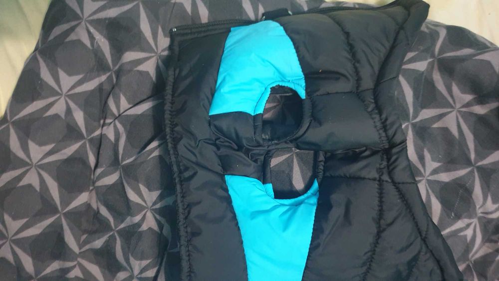 2 casacos novos oara caes mesmo pequenos