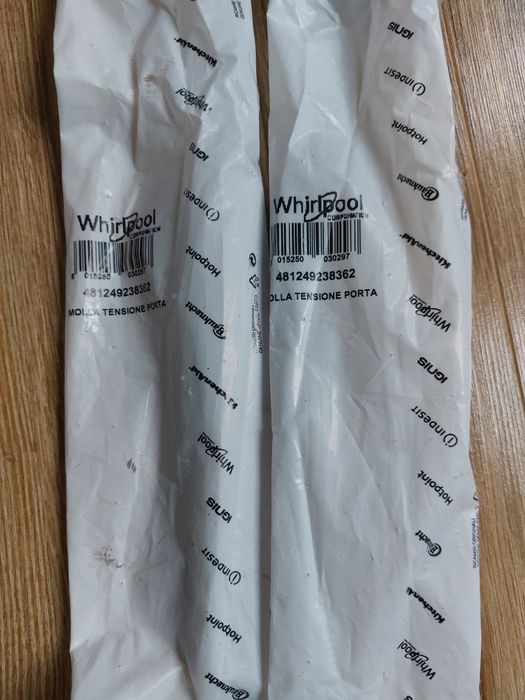 Sprężyny zawiasu drzwi zmywarki Whirpool ADG 995 IX