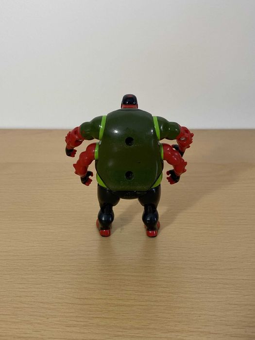 2009 Ben 10 Alien Force Gorvan Four Arms Bandai